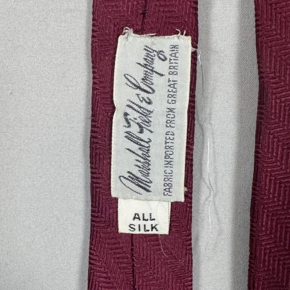 Marshall Field & Company Mens OS Burgundy Vintage Silk Herringbone Necktie